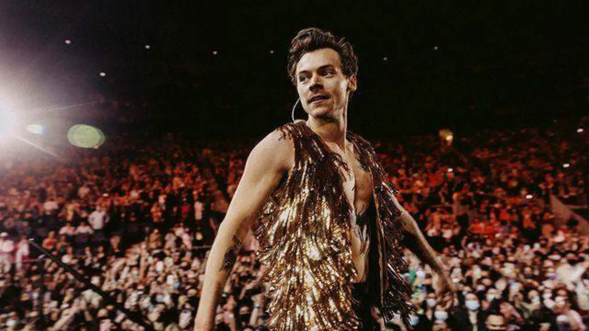 Harry Styles reparece con nuevo disco y fans enloquecen